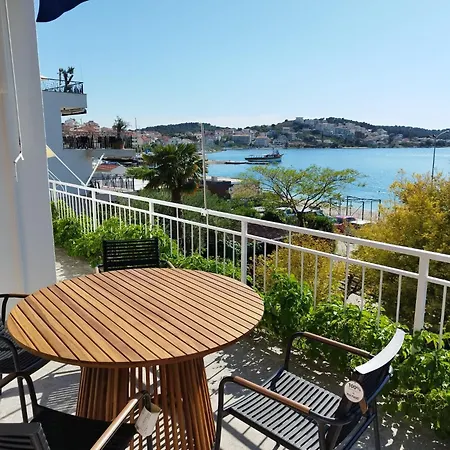 Tudija Apartment3-west Side Place, 90m2, Big Terrace, Beautiful Front View *