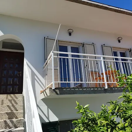 Tudija Apartment3-west Side Place, 90m2, Big Terrace, Beautiful Front View