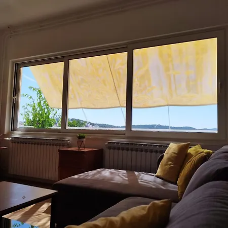 Tudija Apartment3-west Side Place, 90m2, Big Terrace, Beautiful Front View * Trogir