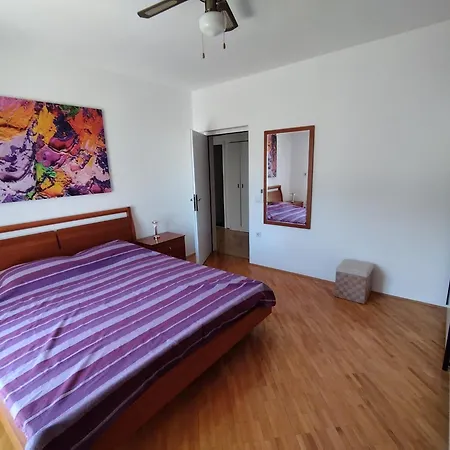 Apartment Tudija Apartment3-west Side Place, 90m2, Big Terrace, Beautiful Front View *