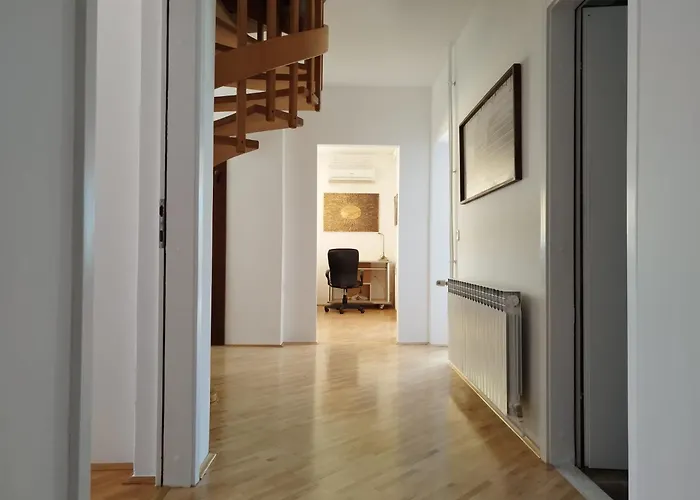 Apartament Tudija Apartment3-west Side Place, 90m2, Big Terrace, Beautiful Front View