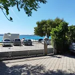Tudija Apartment3-west Side Place, 90m2, Big Terrace, Beautiful Front View * Trogir
