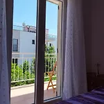 Tudija Apartment3-west Side Place, 90m2, Big Terrace, Beautiful Front View Apartment Trogir