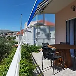 Tudija Apartment3-west Side Place, 90m2, Big Terrace, Beautiful Front View Trogir