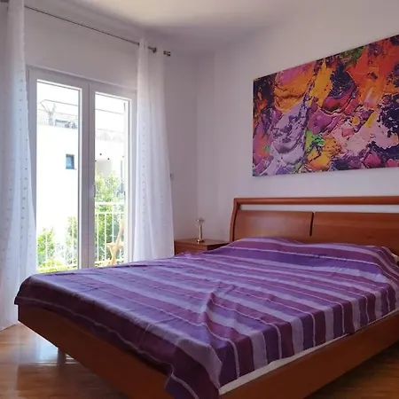 Tudija Apartment3-west Side Place, 90m2, Big Terrace, Beautiful Front View * טרוגיר