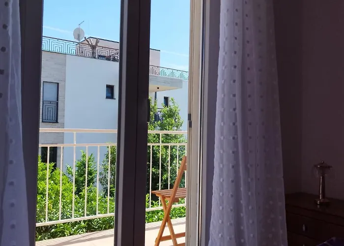 Tudija Apartment3-west Side Place, 90m2, Big Terrace, Beautiful Front View Appartement Trogir